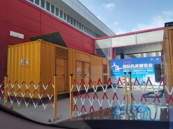 松江出租发电机-柴油发电机和汽油发电机哪个更好一些?
