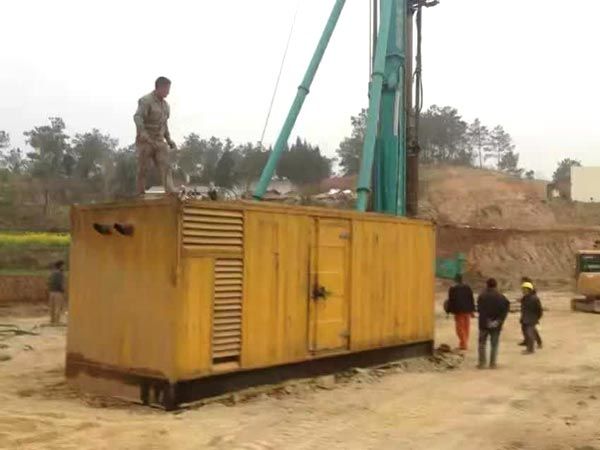 松江如何判断水冷式机油散热器密封件是否需要更换？